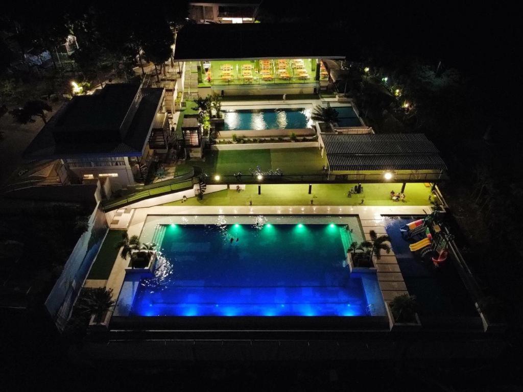 קגיאן דה אורו Ultra Winds Mountain Resort (Adults Only) מראה חיצוני תמונה