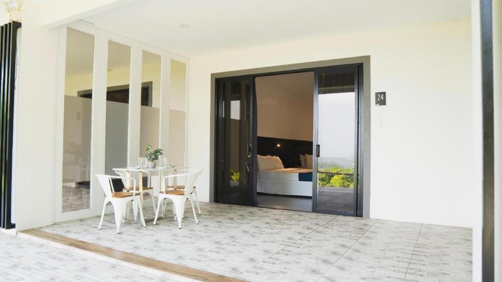 קגיאן דה אורו Ultra Winds Mountain Resort (Adults Only) מראה חיצוני תמונה