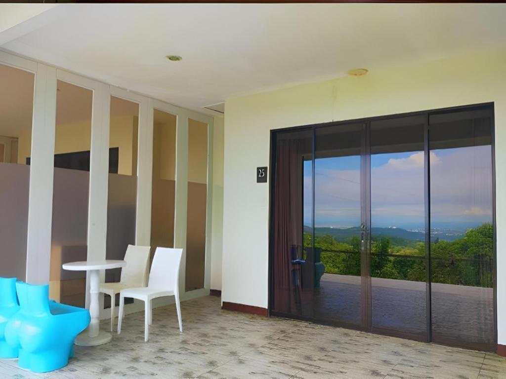 קגיאן דה אורו Ultra Winds Mountain Resort (Adults Only) מראה חיצוני תמונה