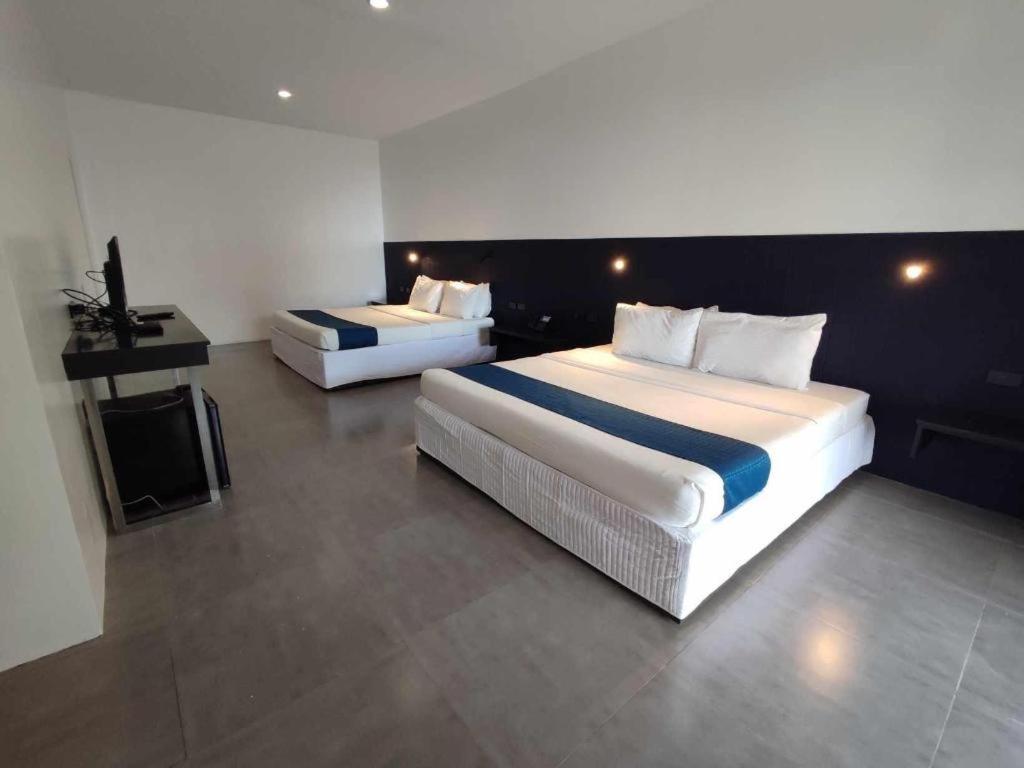 קגיאן דה אורו Ultra Winds Mountain Resort (Adults Only) מראה חיצוני תמונה